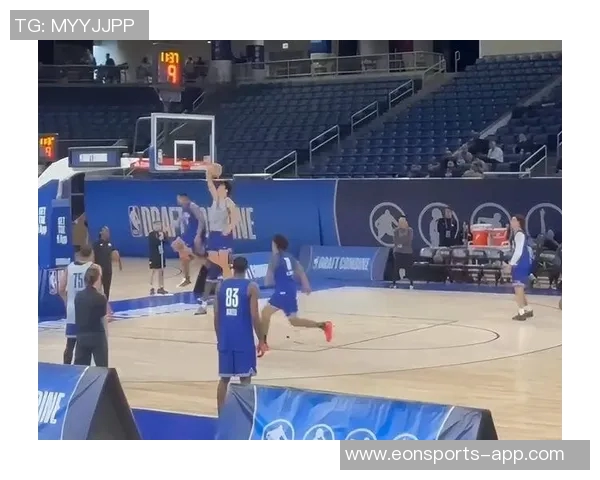 杨瀚森分享捕捉关键词的技巧错误猜测也能促进队友沟通与默契 杨瀚森分享捕捉关键词的技巧错误猜测也能促进队友沟通与默契