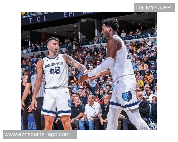 快船主场苦战已一个半月上次胜利竟是小卡万圣节绝杀鹈鹕