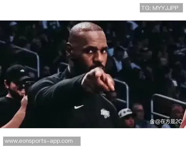 詹姆斯赞扬新援斯玛特艾顿拉拉维亚提升球队硬度与组织能力 詹姆斯赞扬新援斯玛特艾顿拉拉维亚提升球队硬度与组织能力